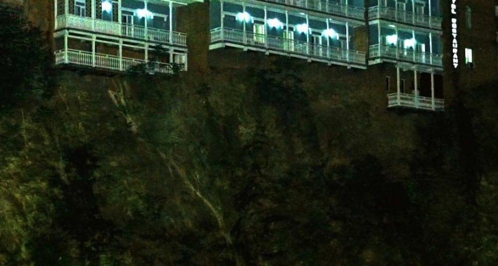 Old Metekhi Hotel Tbilisi Exteriör bild