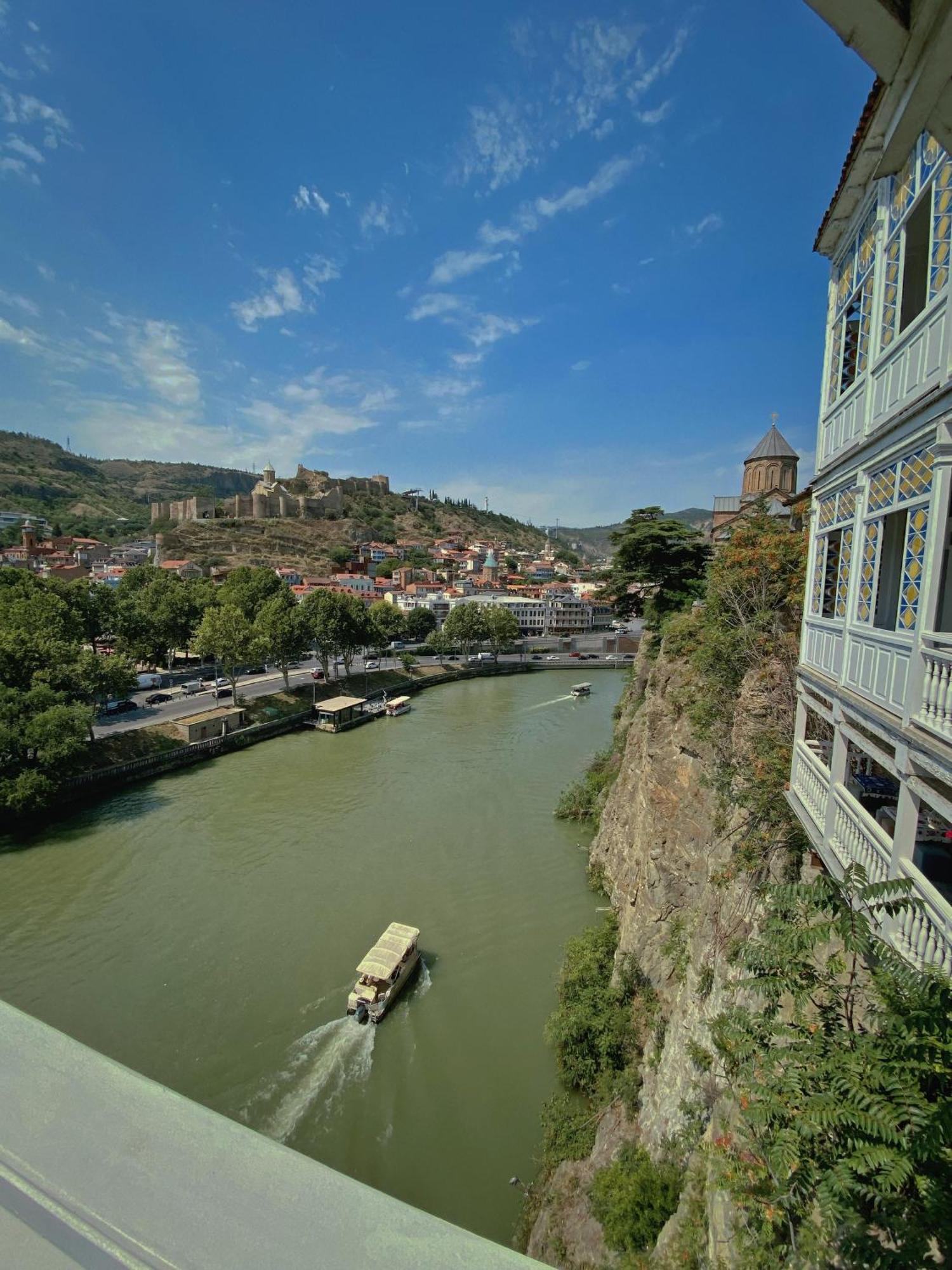 Old Metekhi Hotel Tbilisi Exteriör bild